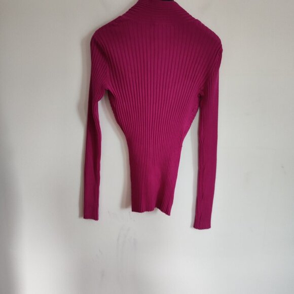 Ladies SZ S Inc Fushia Surplice Bodice Sweater - Picture 2 of 3